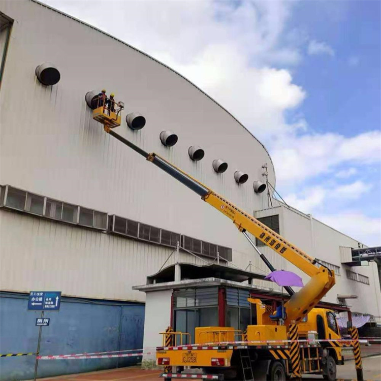 沙溪镇高空作业车出租服务：专业广告牌安装解决方案