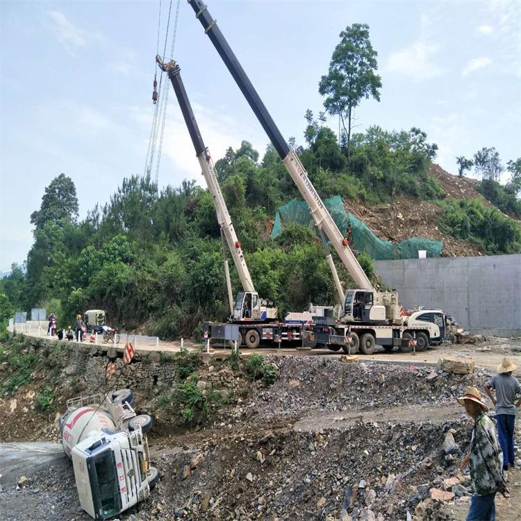 沙溪镇汽车掉沟里叫吊车救援要多少钱